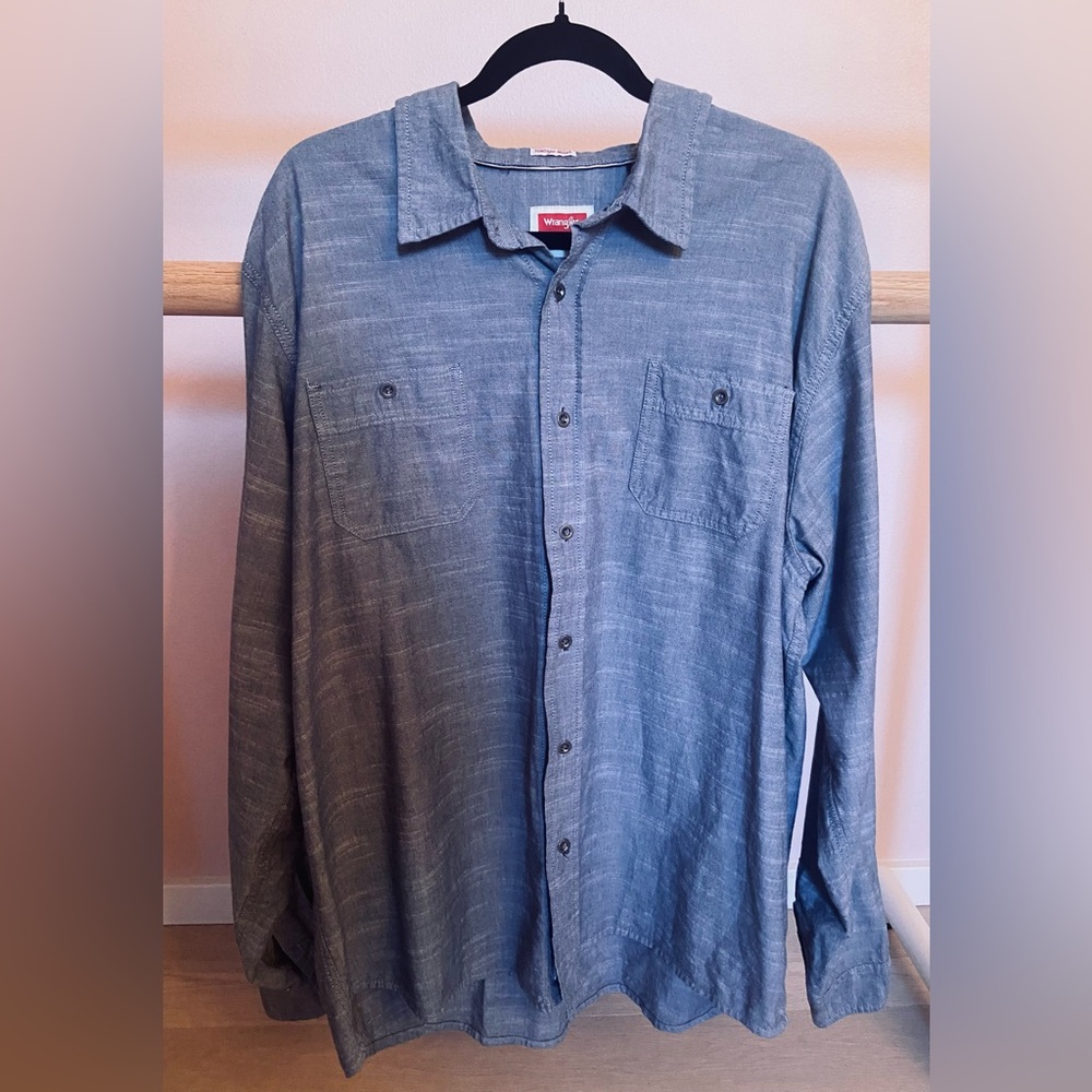 Wrangler Men's Casual Button-Down Shirt in Slate Blue